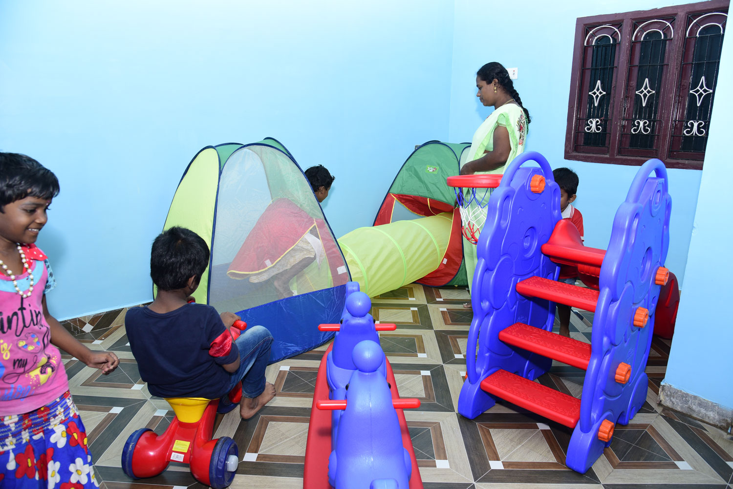 Tiny Seeds Pre School